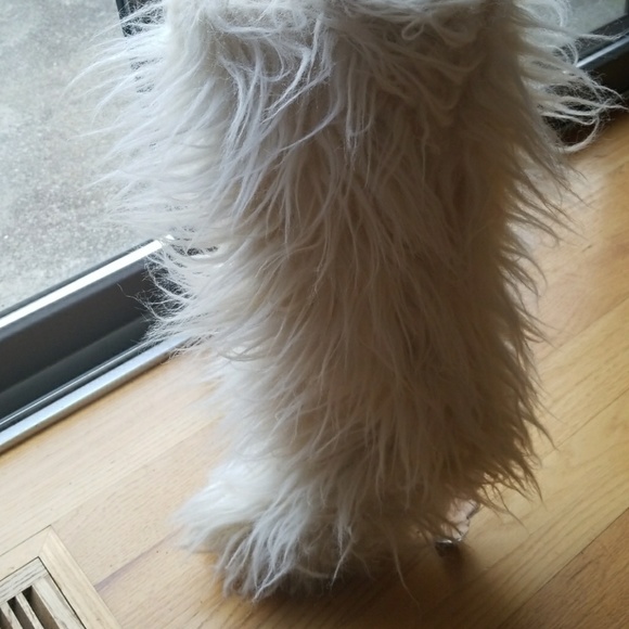 Chanel runway icicle heel boots"housewives closet - Picture 6 of 7